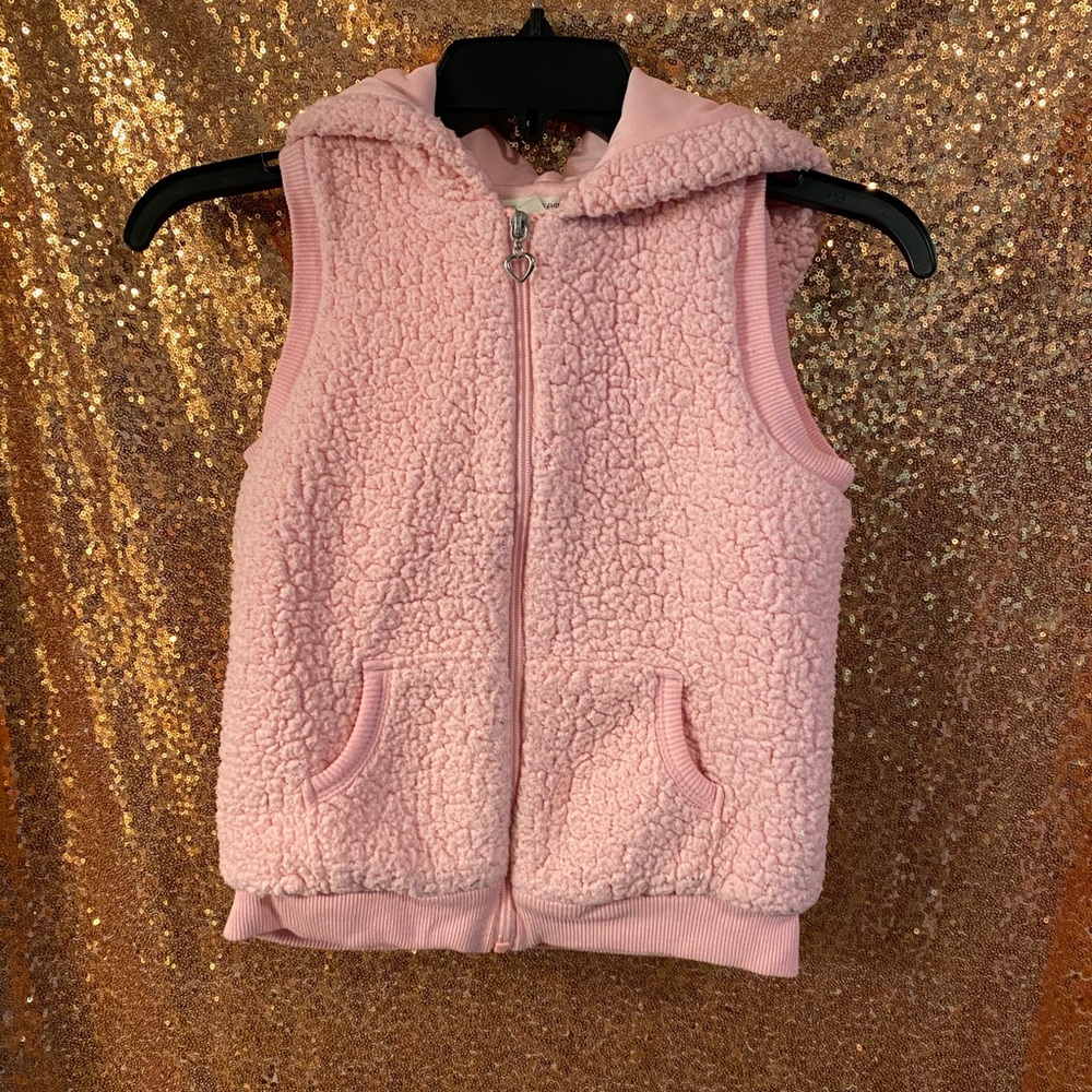 Sleeveless hoodie girls